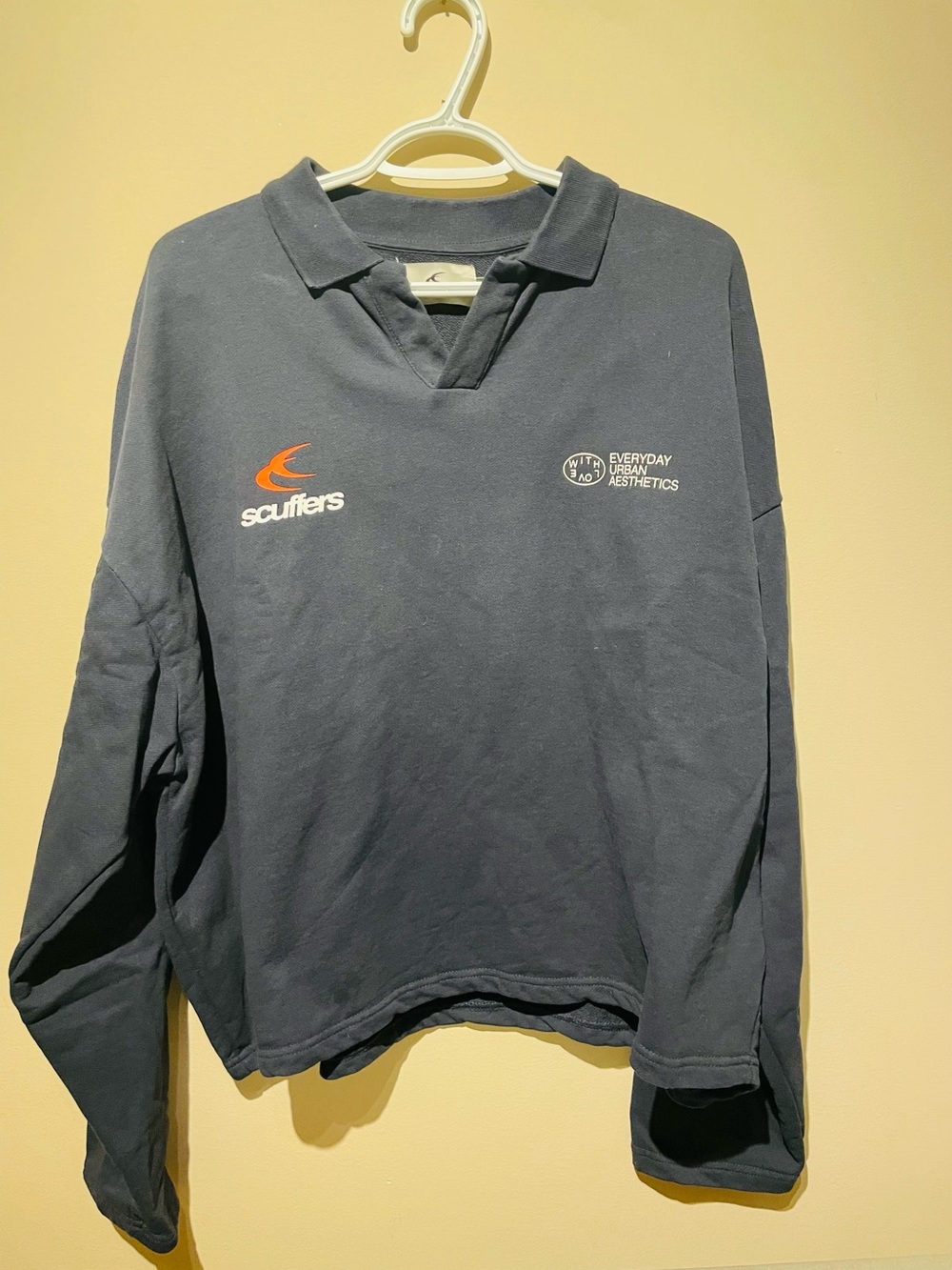 Scuffers Men’s Navy V-Neck Rugby Sweater with Logo